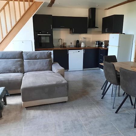 Chez Line Et Pierre: Appartement Spacieux, Lumineux Et Equipe La Bastide-de-Sérou Eksteriør billede
