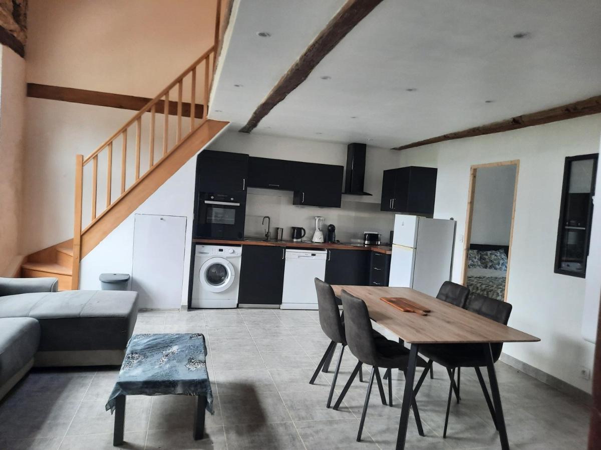 Chez Line Et Pierre: Appartement Spacieux, Lumineux Et Equipe La Bastide-de-Sérou Eksteriør billede
